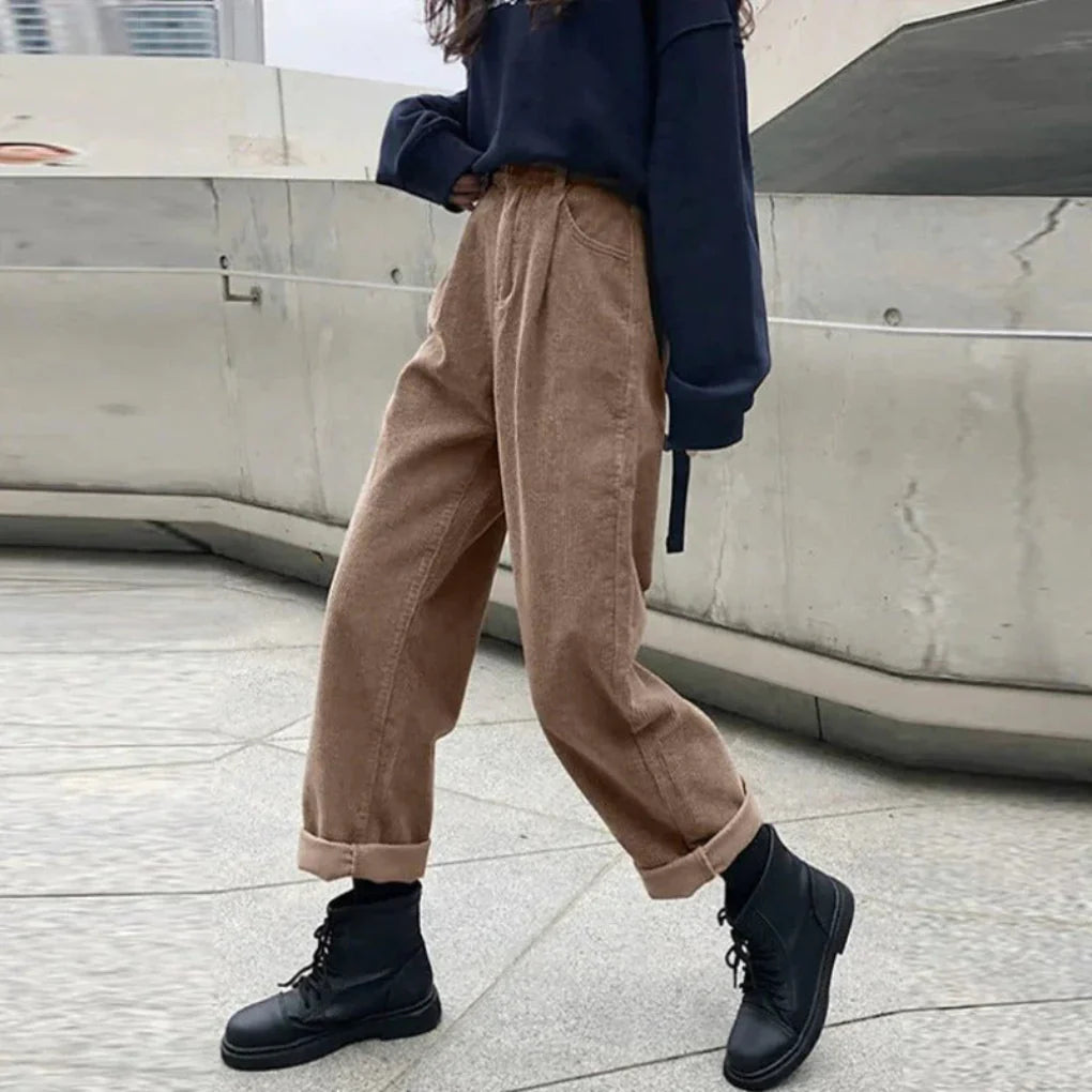 Pantaloni in Corduroy da Donna – Tessuto Ricco con Margine Casual