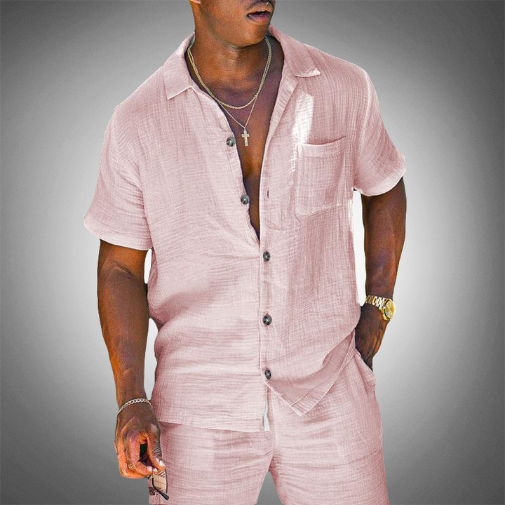 Outfit composto da camicia con tasche a trama e pantaloncini