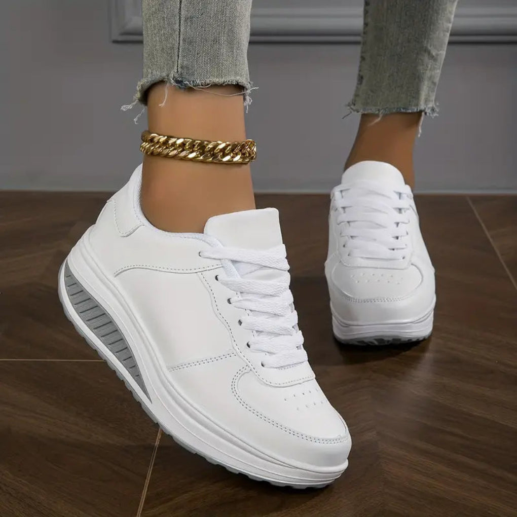 Scarpe basse con platform in similpelle da donna