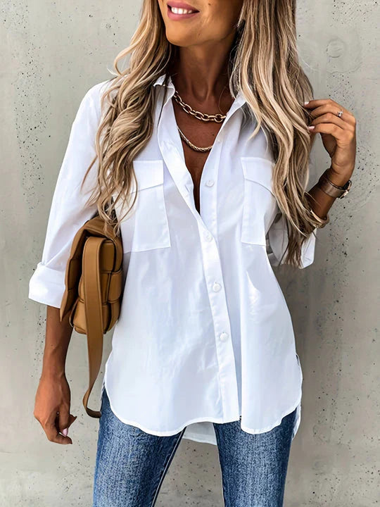 Camicetta da donna con bottoni dall’eleganza naturale