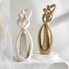 Scultura Astratta di Amore Eterno