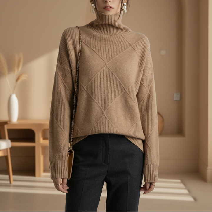 Maglione femminile fine collo alto