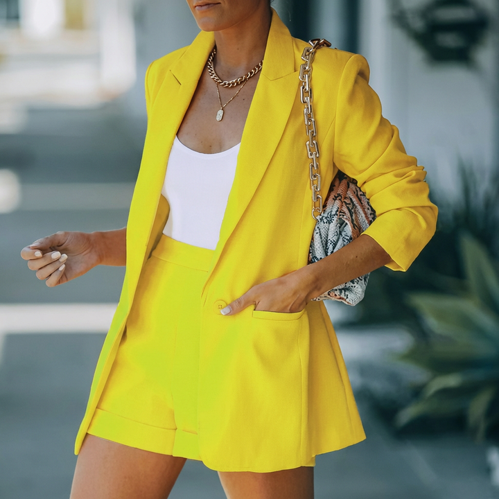 Outfit Stiloso a Due Pezzi per Donne