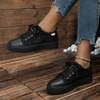 Scarpa Sneaker in Pelle a Croce per Donne