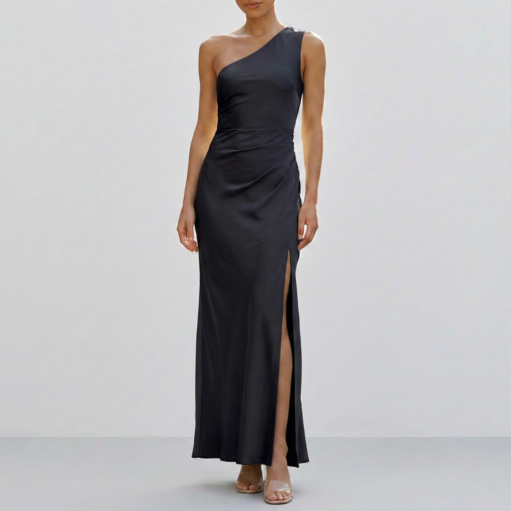 Abito Maxi in Satin con Spalla Scoperta per Donne