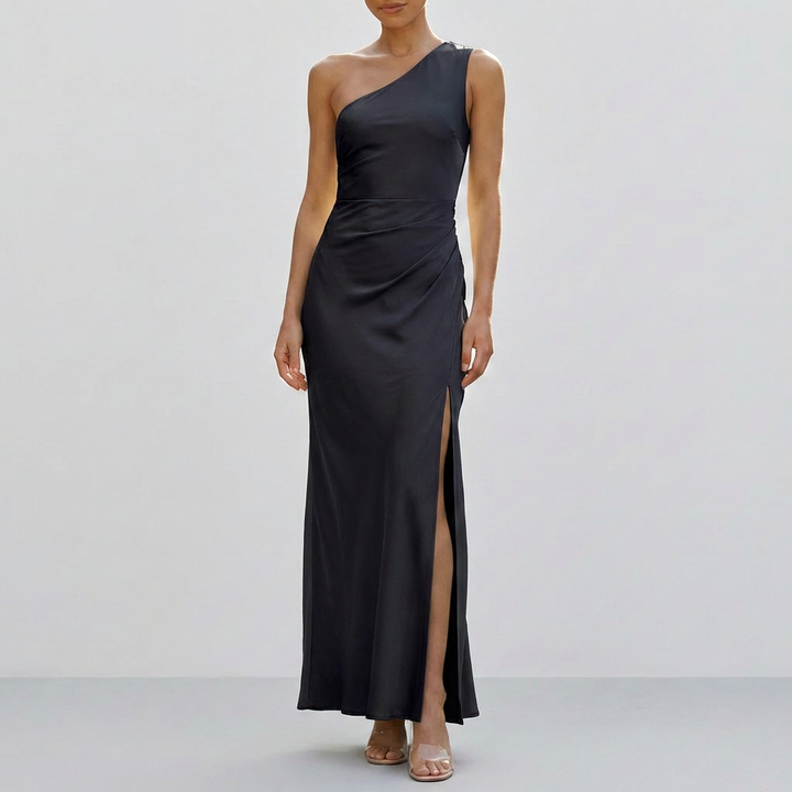 Abito Maxi in Satin con Spalla Scoperta per Donne