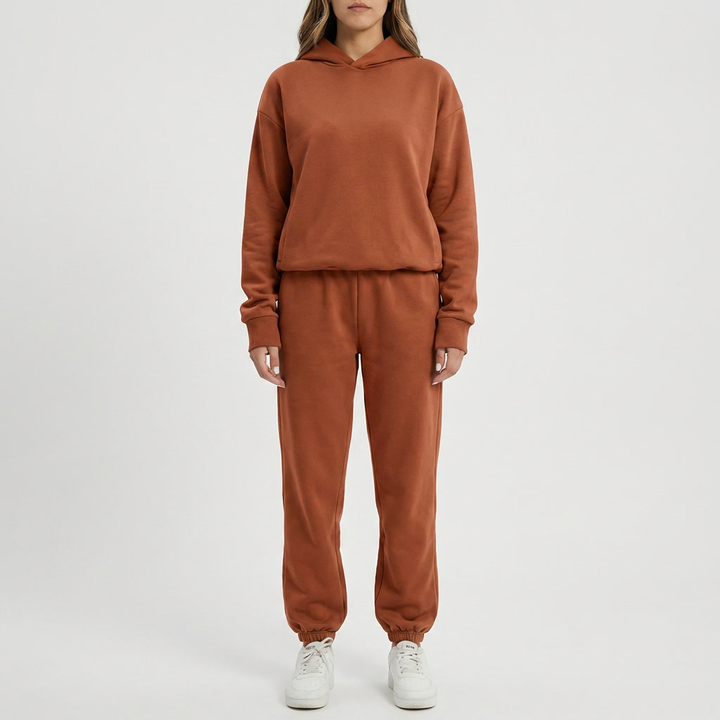Felpa con Cappuccio e Set Jogger