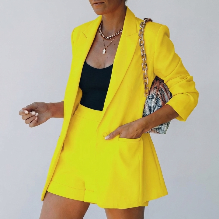 Set di Shorts e Blazer Chic per Donne