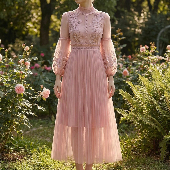 Abito Midi in Mesh con Applique Floreali