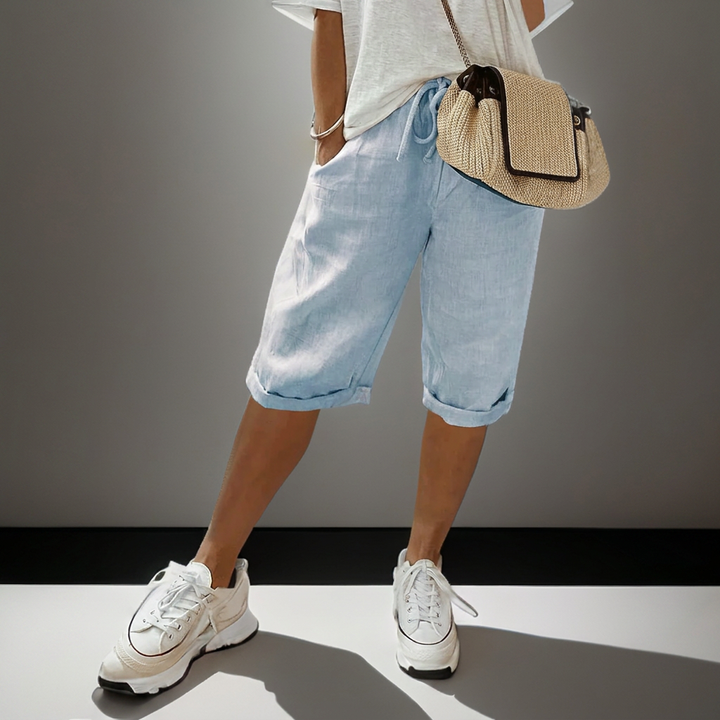 Pantaloni corti liberi con cordino