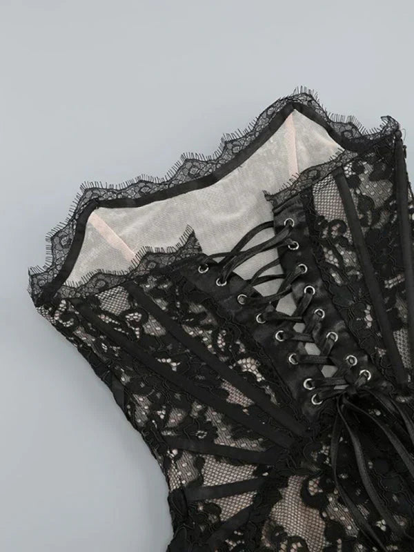 Miniabito a corsetto in pizzo Freya — Dove l’eleganza incontra il fascino