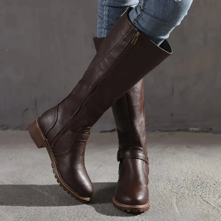 Stivali eleganti in pelle con zip laterale da donna