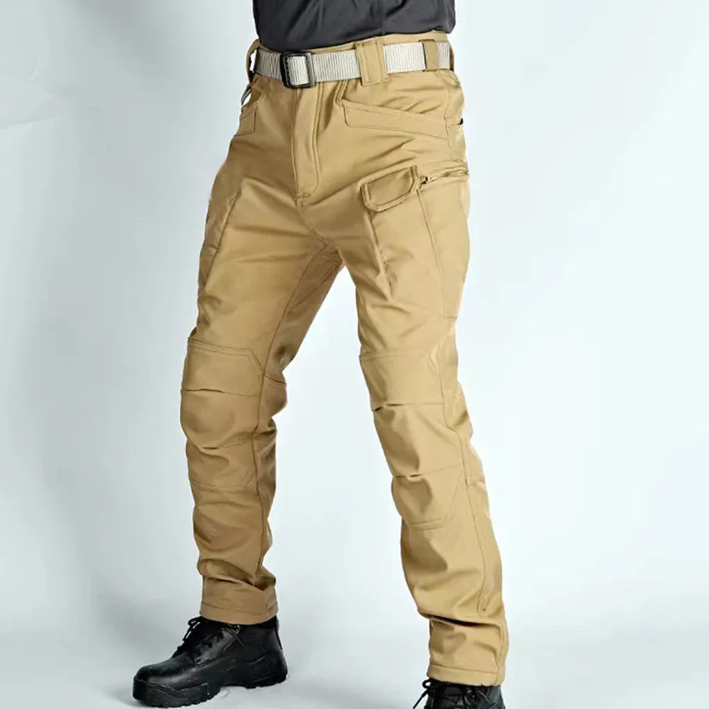 Pantaloni da Trekking per Uomo – Design Resistente e Idrorepellente